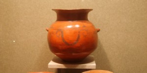 Pulque vessel showing the yacametztli symbol. Photo by Deborah Toner, Museo Nacional de Antropologia e Historia, Mexico City